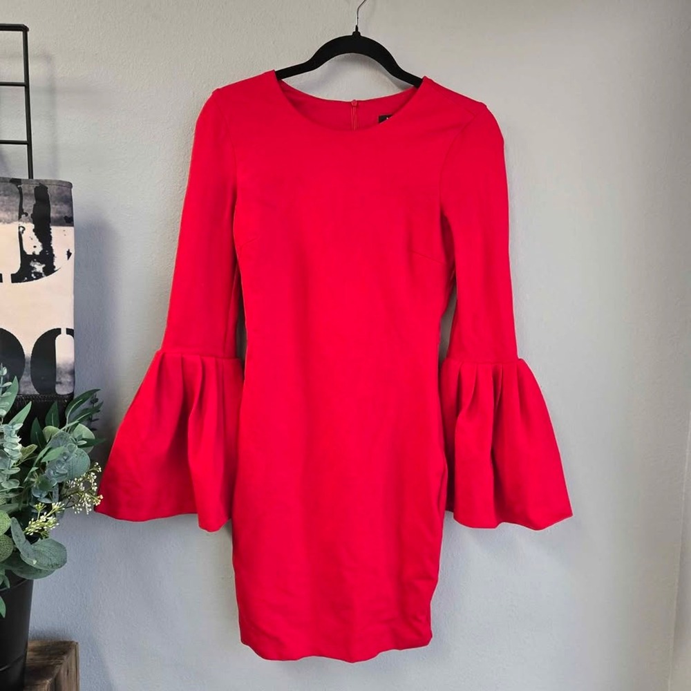 Lulus‎ Red Bell Sleeve Pleated Statement Mini Cocktail Bodycon Dress Small